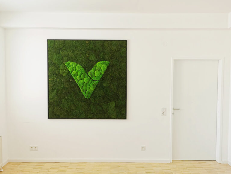 wald und Kugelmoos Bild mit Logo aus Kugelmoos